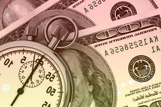 一汽红旗:2025年总销量实现100万台级,其中新能源汽车超50万辆